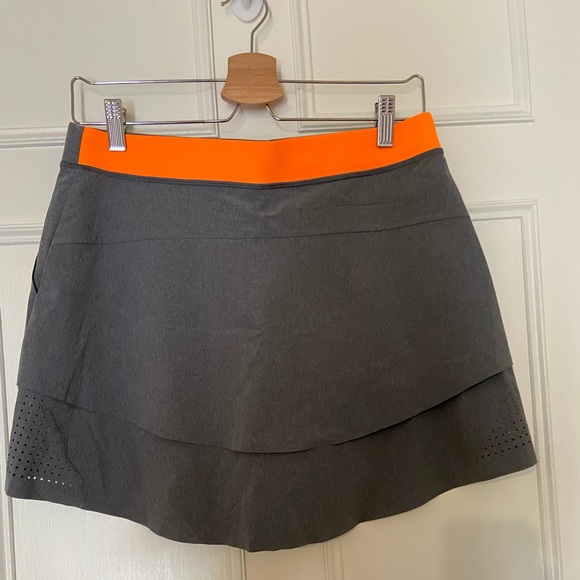 Nike Golf Skirt - Picture 2 of 2